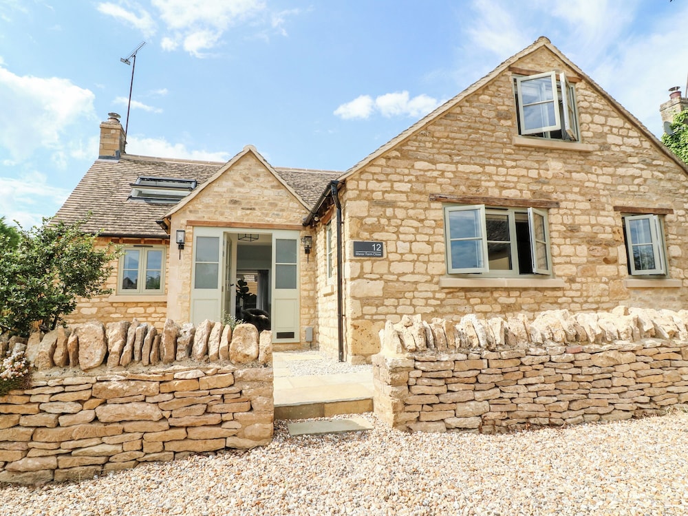 12 Manor Farm Close in Chipping Norton, United Kingdom