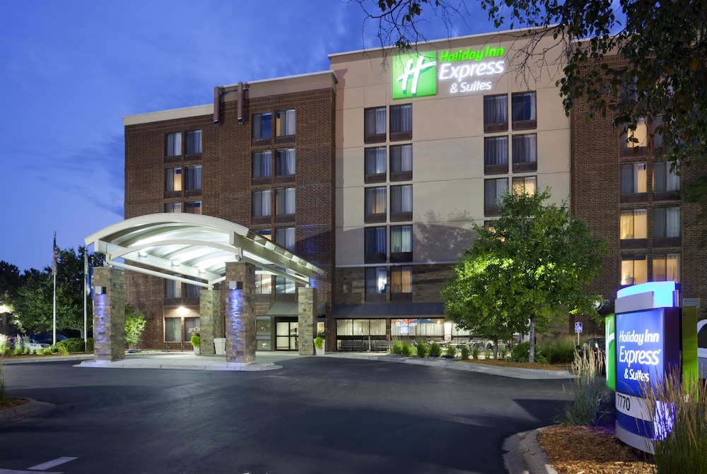Holiday Inn Express & Suites Bloomington MPLS Arpt Area W by IHG - photo 43