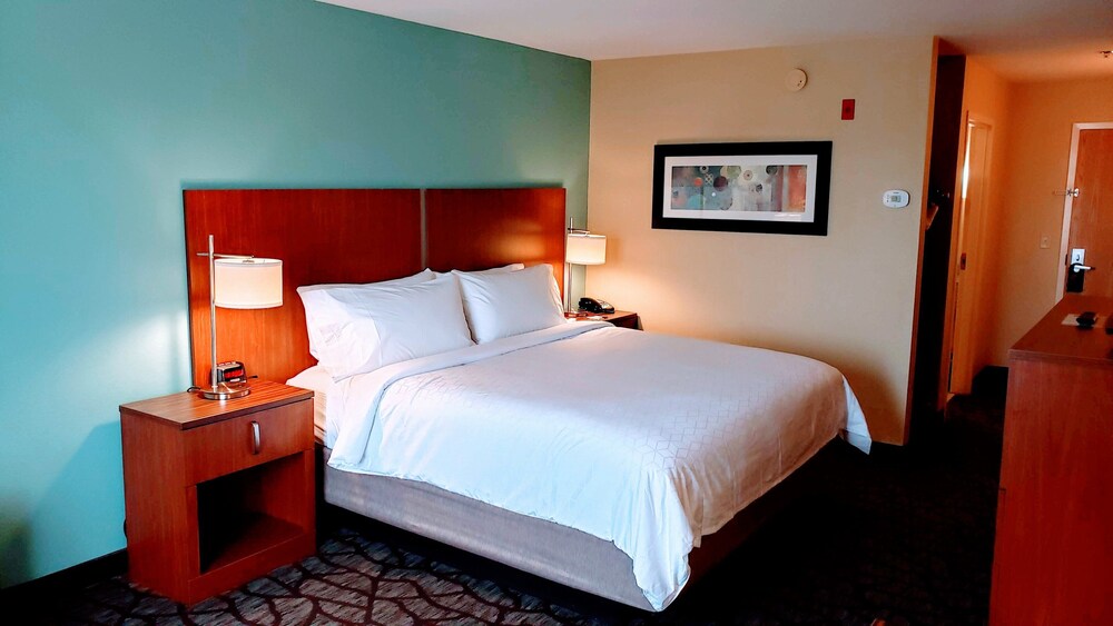 Holiday Inn Express Hotel & Suites Jacksonville South I 295 by IHG - photo 17