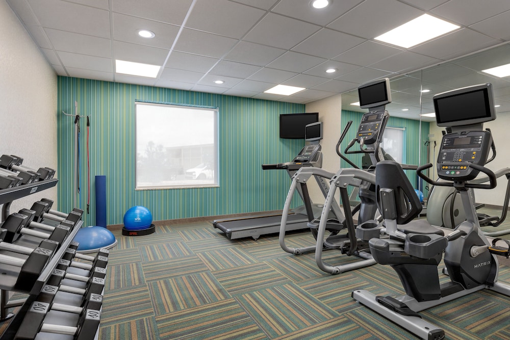 Holiday Inn Express Hotel & Suites Waycross by IHG - photo 29