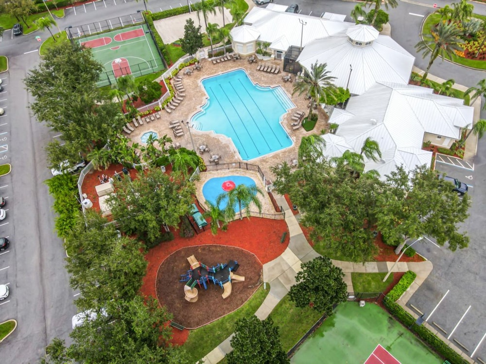 4 Bed in Windsor Palms Resort Steps to Disney - photo 30