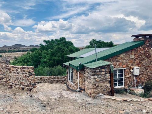 Safari Game Camp — 4-Star Luxury Hotel in Colesberg, South Africa
