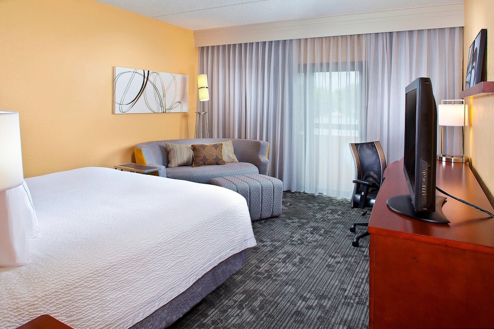 Courtyard by Marriott Miami Airport West Doral - photo 5