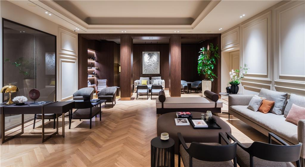 Hotel Cristoforo Colombo Preferred Hotels & Resorts — 4-Star Luxury Hotel in Milan, Italy