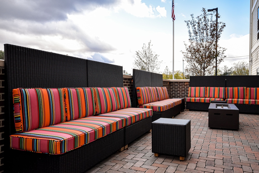 Home2 Suites by Hilton North Conway - photo 85