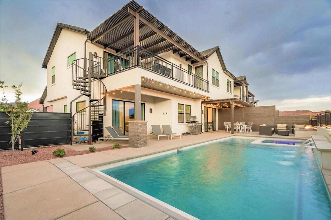 53 Poolhouse Getaway at Ocotillo Springs with Private Pool — hotel in Santa Clara
