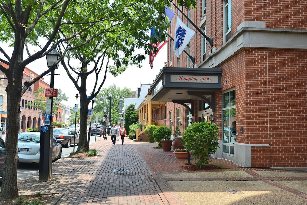 Hampton Inn Alexandria Old Town King St. Metro in Alexandria, United States