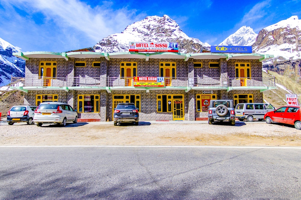 Fabhotel Sissu Regency - last minute hotel in Manali