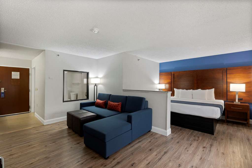 Comfort Inn & Suites Hazelwood St. Louis - photo 20