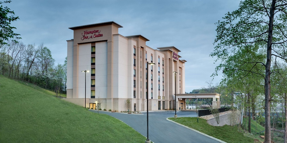Hampton Inn & Suites Knoxville Papermill Drive - featured photo