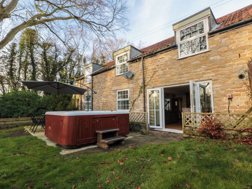 The Coach House — 4-Star Luxury Hotel in Scarborough, United Kingdom