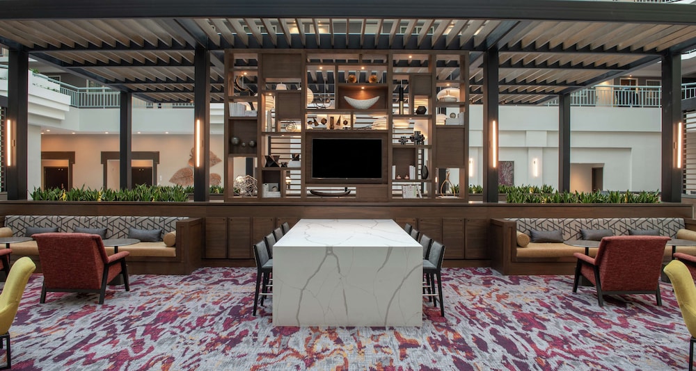 Embassy Suites by Hilton Walnut Creek - photo 7