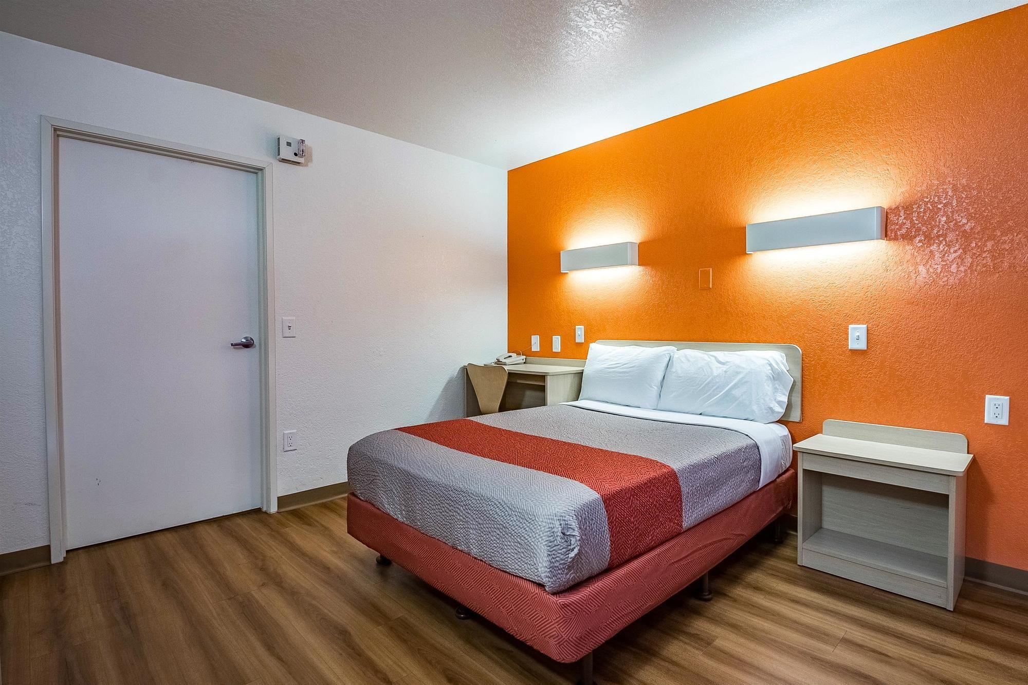 Park Inn by Radisson Salt Lake City Airport - photo 18