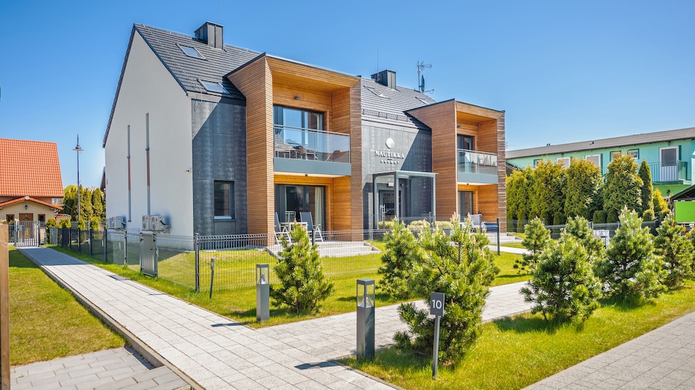 Prywatne apartamenty w obiekcie Nautikka Resort Sun & Snow in Krynica Morska, Poland