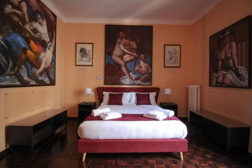 Casa D'Artista Art Experience Metro M1 AC WiFi — 4-Star Luxury Hotel in Milan, Italy