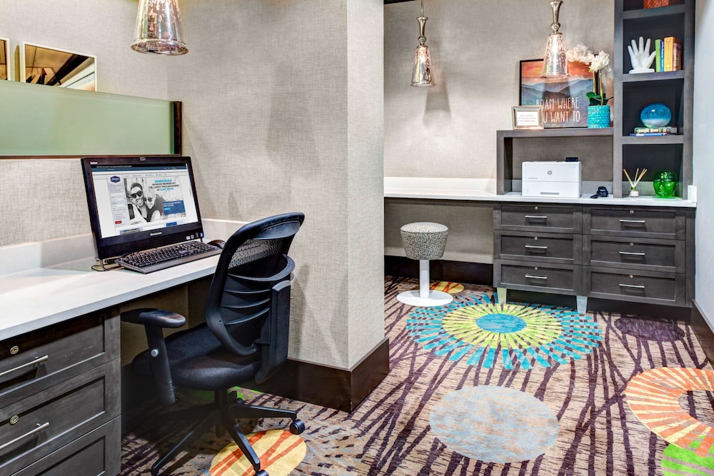 Hampton Inn & Suites by Hilton Atlanta Perimeter Dunwoody - photo 37