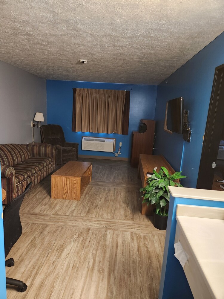 Super 8 by Wyndham Crete - photo 13