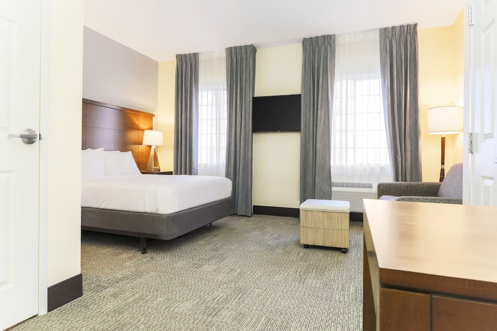 Staybridge Suites Reno by IHG - photo 27