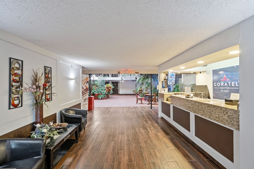 Coratel Plus Suites Wichita West Airport - photo 2