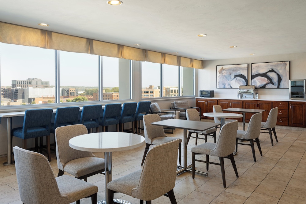 Holiday Inn Sioux Falls City Centre by IHG - photo 30