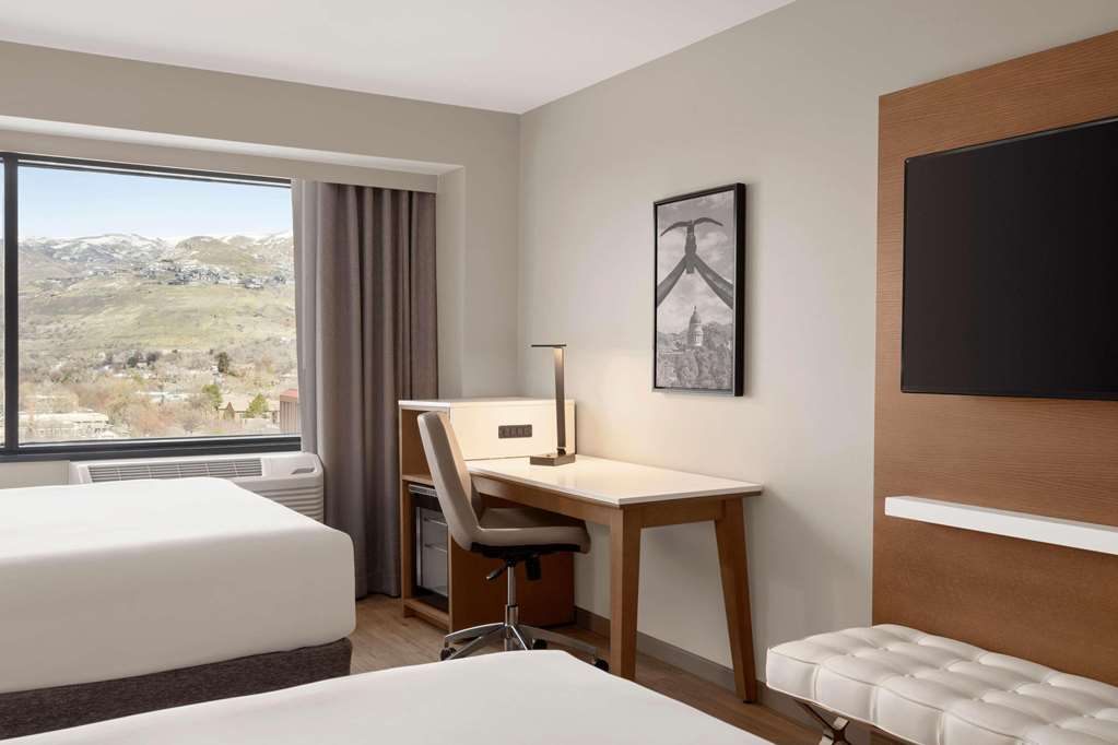 Radisson Hotel Salt Lake City Downtown - photo 6