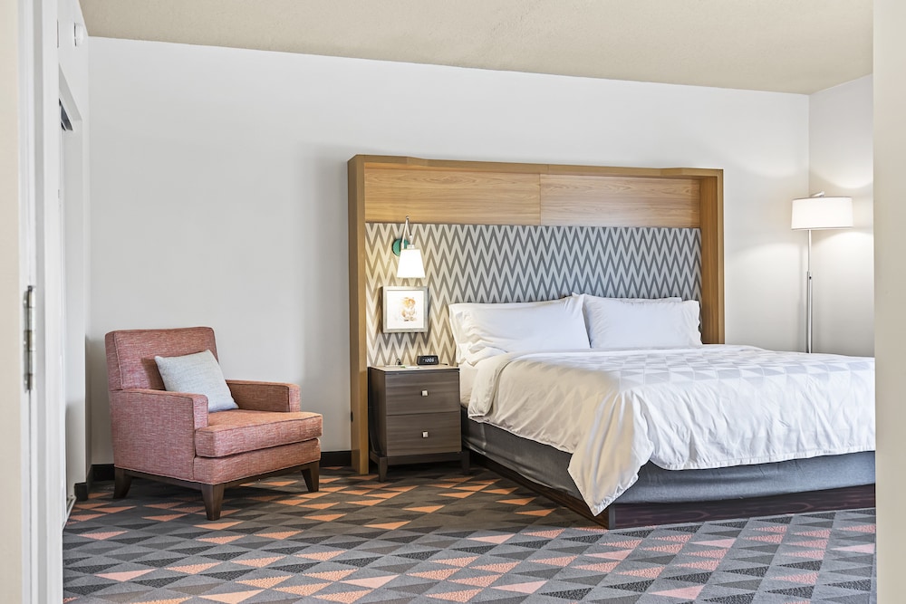 Holiday Inn St. Petersburg West by IHG - photo 21