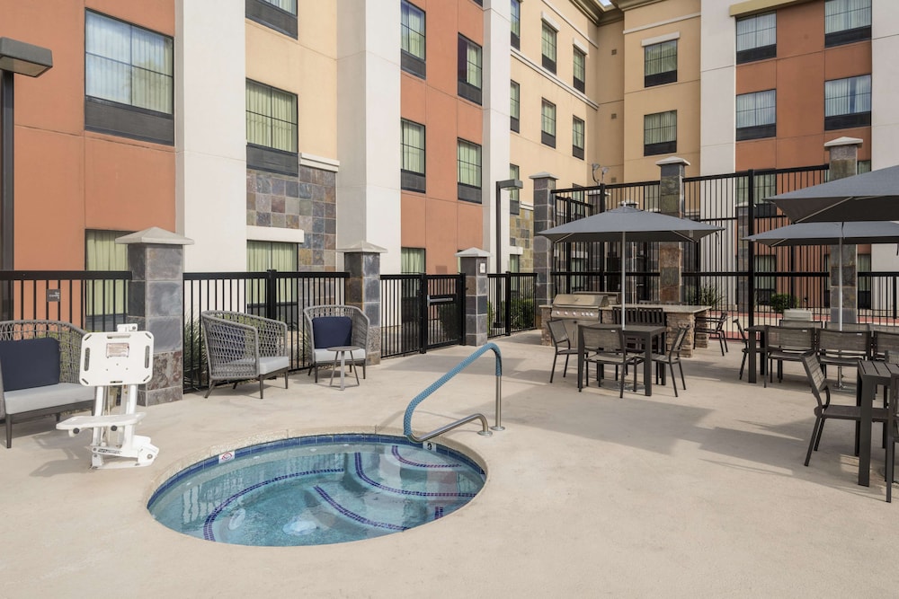 Homewood Suites by Hilton Phoenix North Happy Valley - photo 53