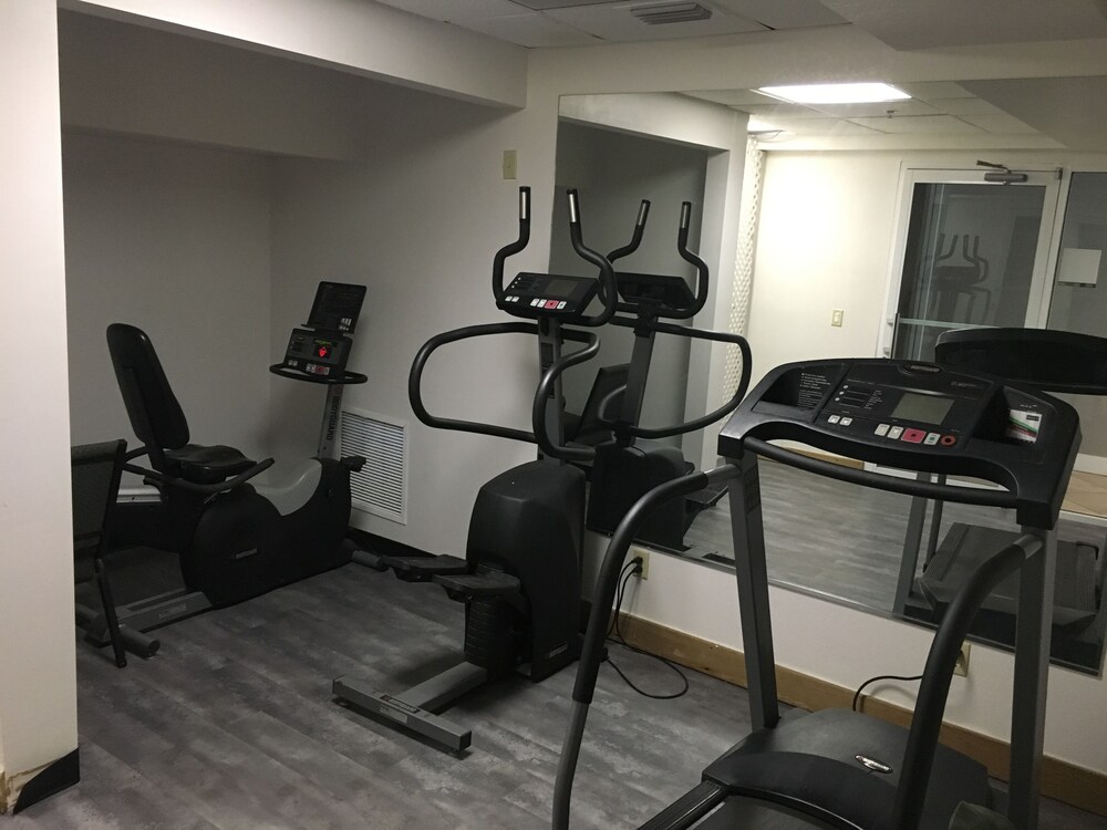 Boardwalk Inn and Suites - photo 34