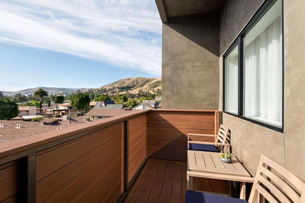 La Quinta Inn & Suites by Wyndham San Luis Obispo Downtown - photo 25