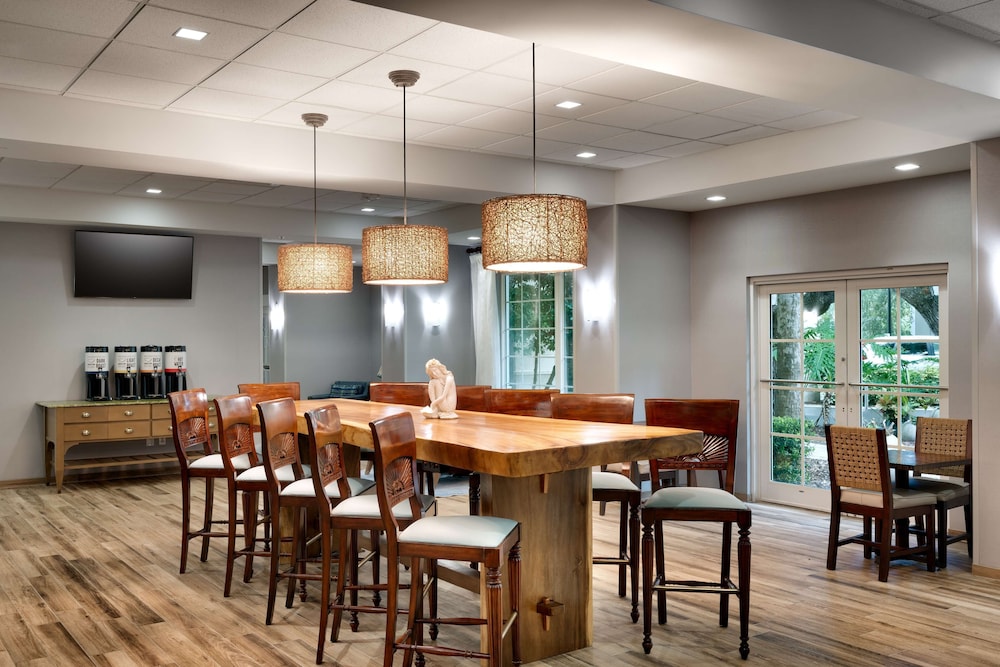 Hampton Inn New Smyrna Beach - photo 2