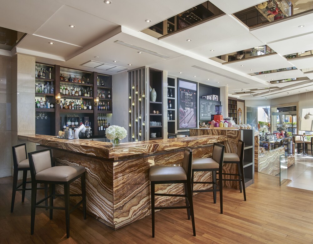 מזון ומשקאות