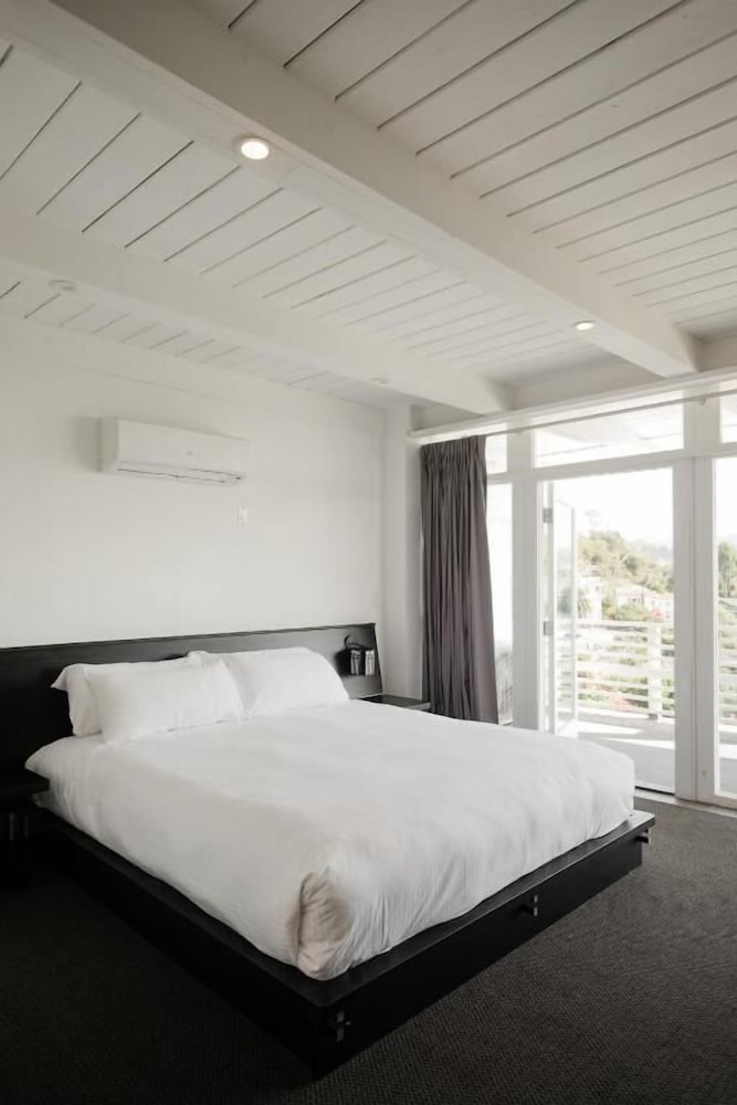 Hollywood Hills Hotel - photo 19