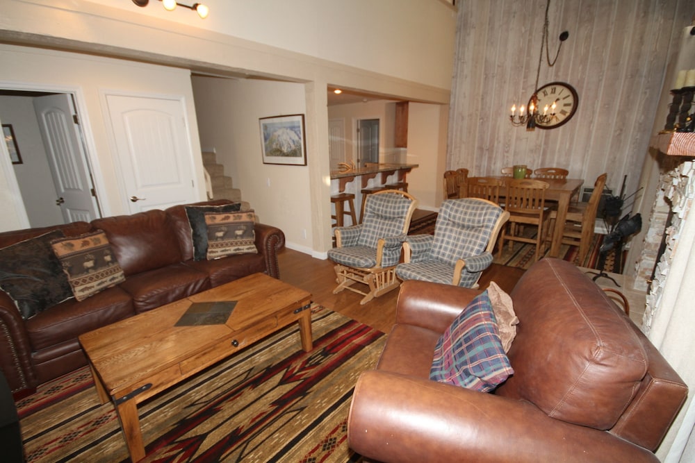Mammoth Ski & Racquet Club - photo 44