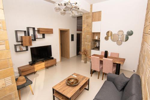 Rikanthos Stone Sea View Apartment ΙΙ — 4-Star Luxury Hotel in Kissamos, Greece