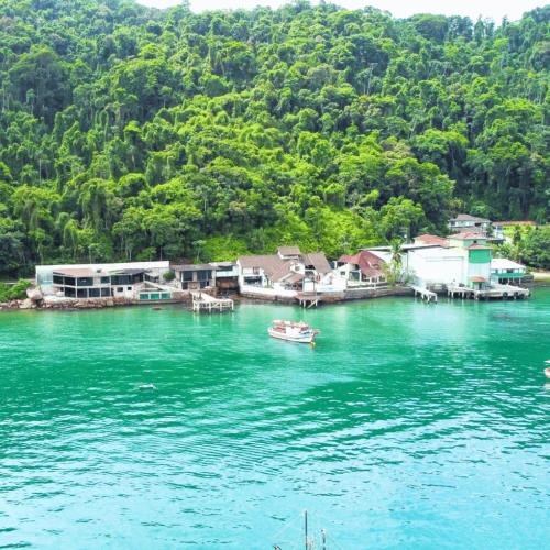 1819 Marine Hotel in Ubatuba, Brasil