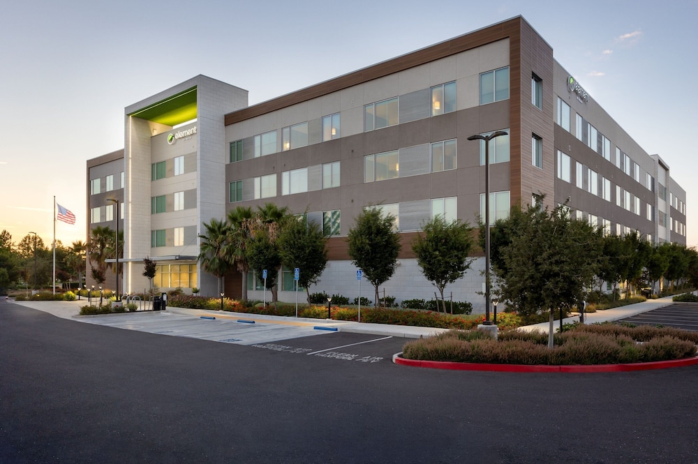 Element Sacramento Airport - photo 42