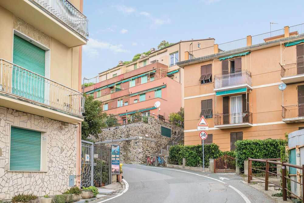 Wave House 5 Terre — 4-Star Luxury Hotel in Monterosso Al Mare, Italy