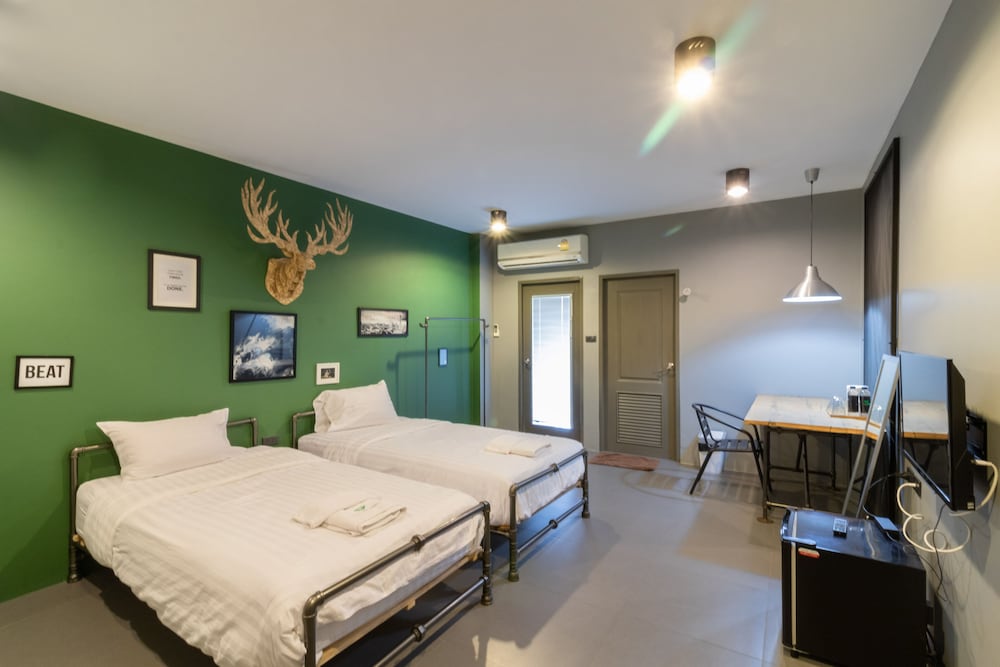 Petchyindee Kingdom - last minute hotel in Bangkok