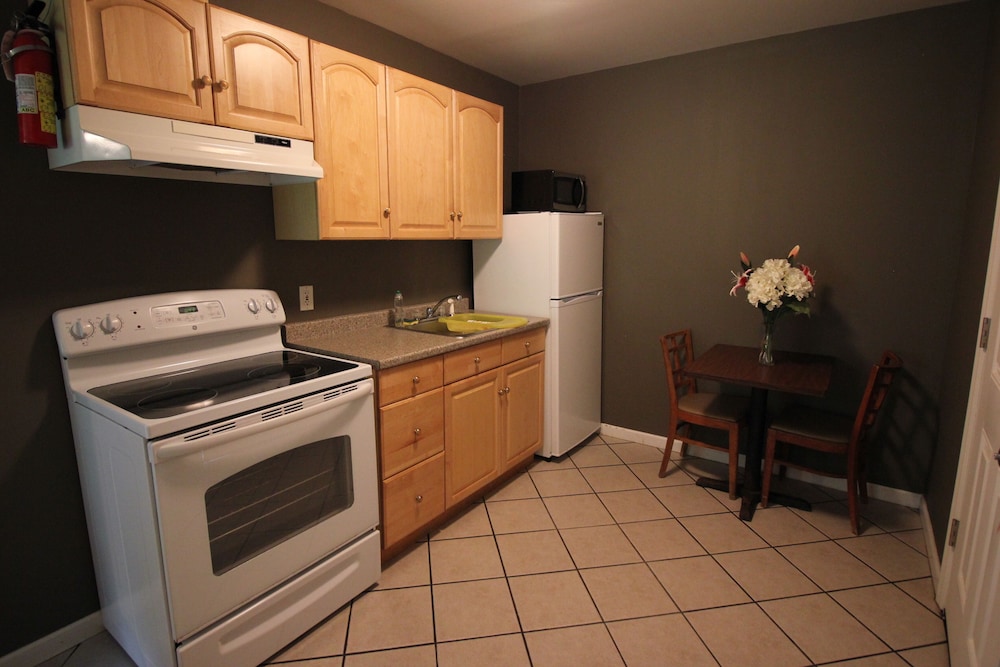 Heidi's Inn - photo 47
