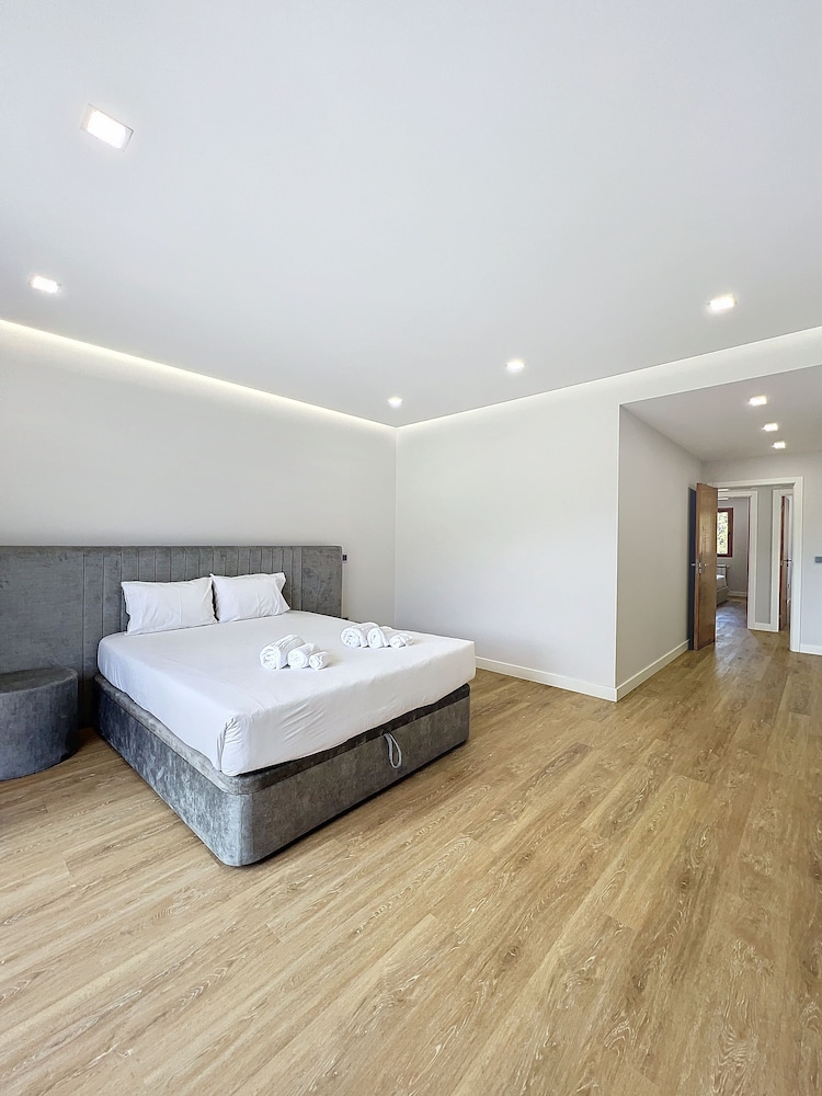 Villa Faísca — 4-Star Luxury Hotel in Funchal, Portugal