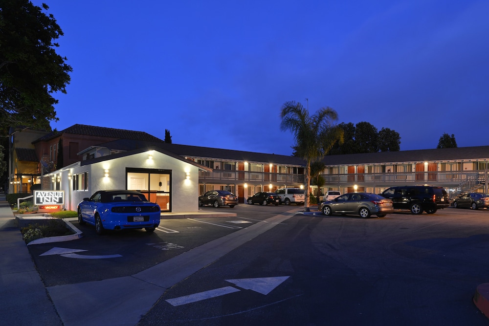 Avenue Inn Downtown District SLO - photo 27