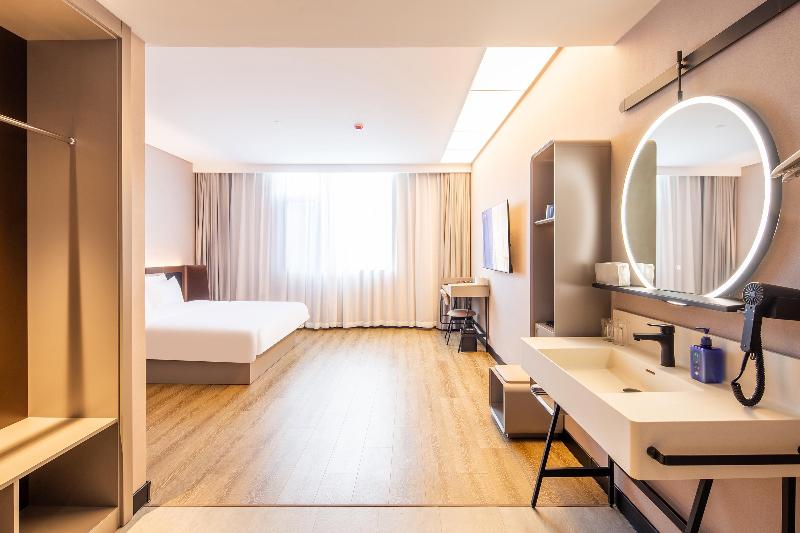 Hanting Hotel Xuchang Bayi Road - carbon neutral hotel in Xuchang