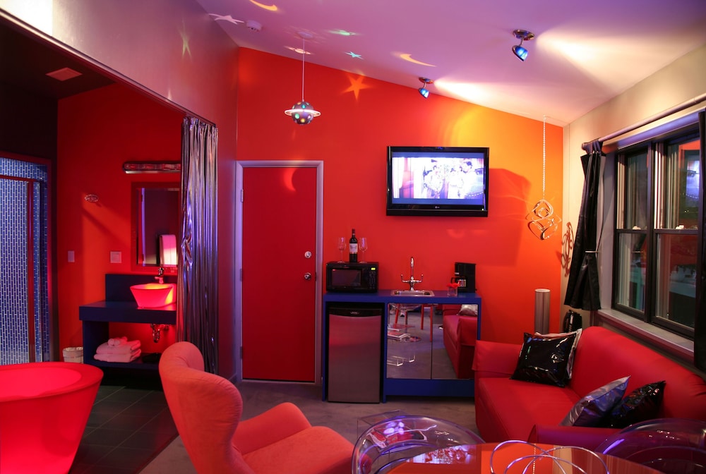 The Roxbury - photo 147