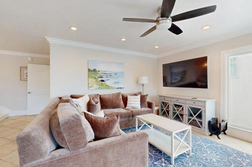 Monterey A — 4-Star Luxury Hotel in San Clemente, United States