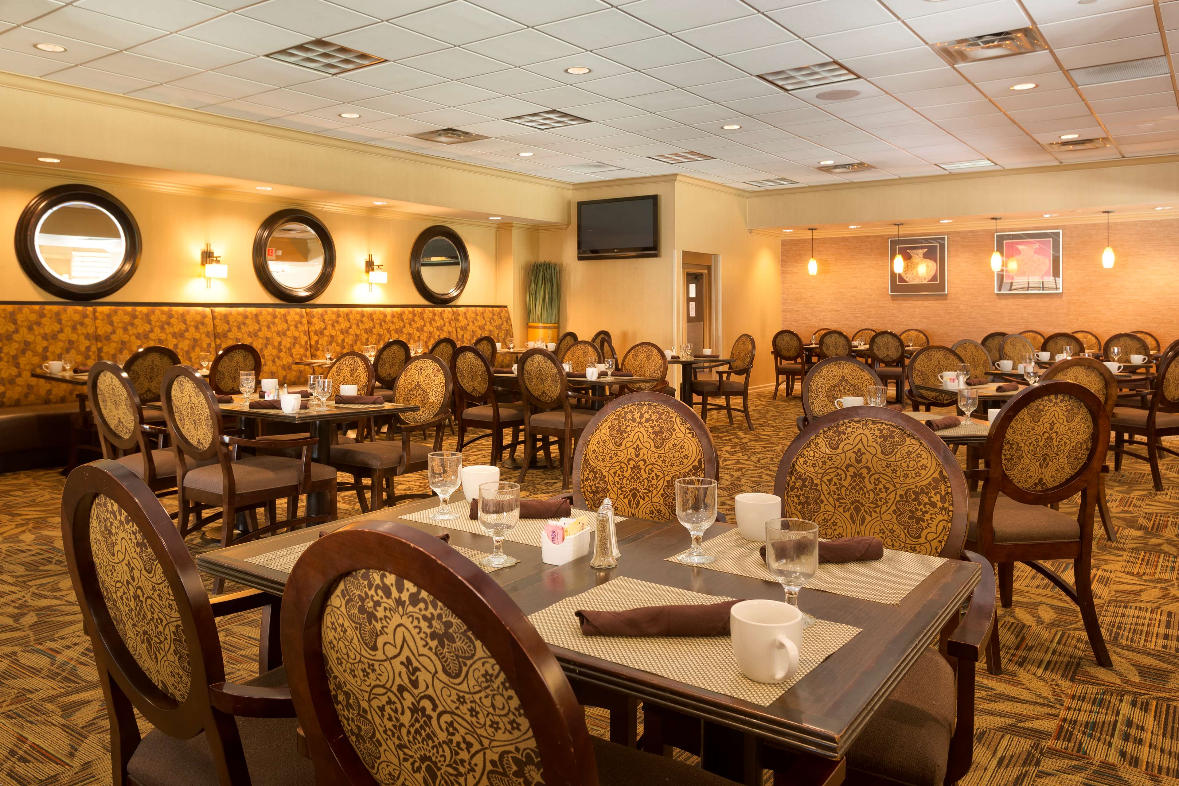 DoubleTree by Hilton Washington Meadow Lands Casino Area - photo 15