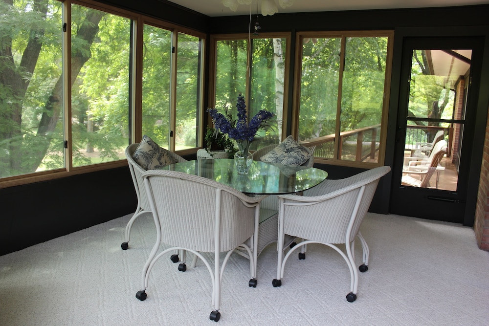 Rivertown Inn - photo 17