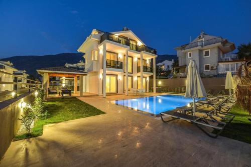 Sun Set Villa — 4-Star Luxury Hotel in Fethiye, Turkey
