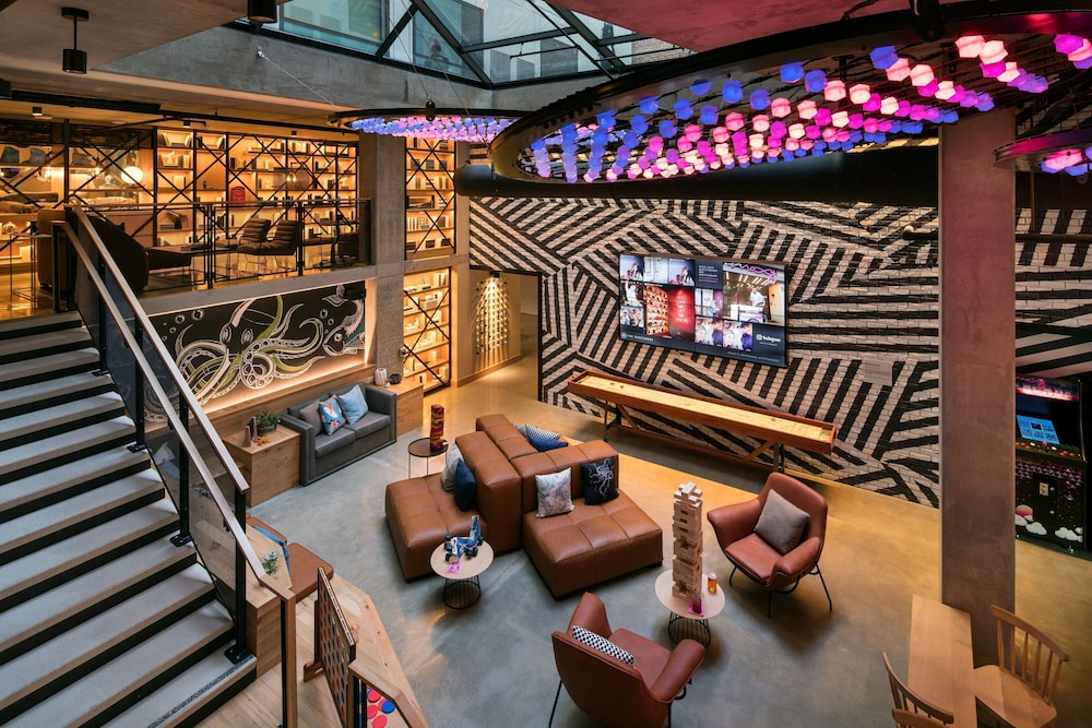 Moxy San Diego Downtown Gaslamp Quarter - photo 8