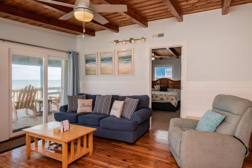 Chill'ax Inn by Oak Island Accommodations - photo 30