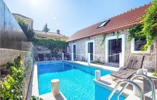 Gorgeous Home In Sinj — 4-Star Luxury Hotel in Sinj, Croatia